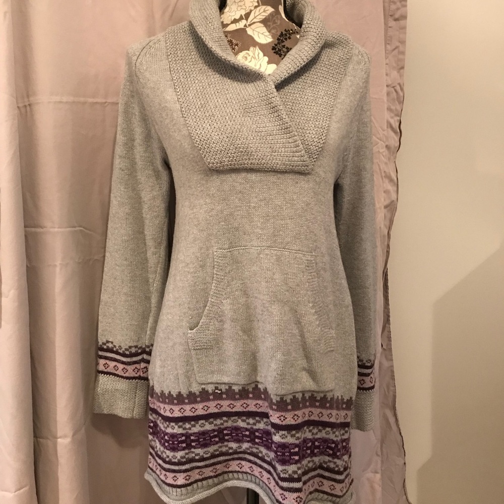 Athleta tunic sweater